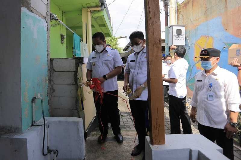 Walikota Arief Resmikan Pembangunan Bedah Rumah