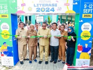 Walikota Tangsel Ajak Masyarakat Datang ke Perpustakaan