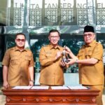 Benyamin-Pilar Serahkan Aset Negara Sebelum Cuti Pilkada