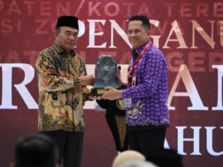 Pemkab Tangerang Kembali Terima Penghargaan Paritrana Award 2024