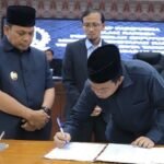 Pemkot Tangerang dan DPRD Tetapkan APBD 2025