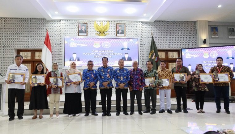 Pemkab Tangerang Berikan Penghargaan CSR Award kepada 25 Perusahaan