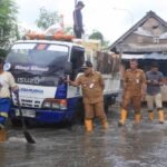 Dr. Nurdin Cek Genangan, Imbau Jaga Drainase