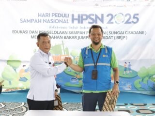 DLHK Luncurkan Kapal Interceptor untuk Atasi Sampah Sungai Cisadane