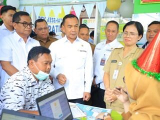 Menteri Wihaji Resmikan Program Pemeriksaan Kesehatan Gratis