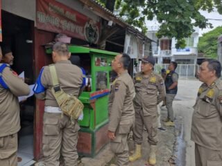 Satpol PP Tangerang Utimatum Pemilik Bangunan Ilegal di Pagedangan