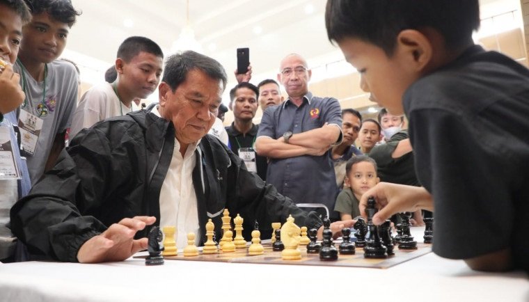 Bupati Buka Kejuaraan Catur Bupati Tangerang Cup 2025