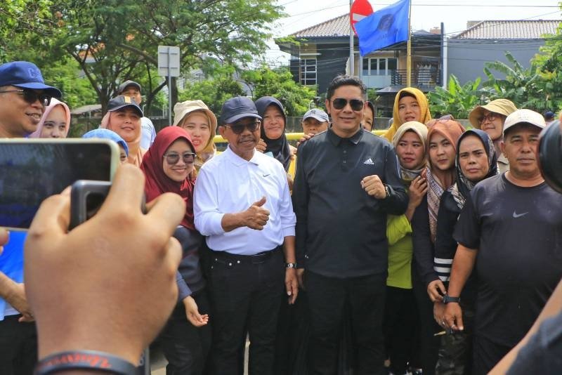 Sachrudin-Maryono Turun Tangan Bersihkan Kali Sipon