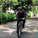 Jadi Teladan Pelajar, Abraham Bersepeda Saat Kunker ke SMKN 7 Tangerang