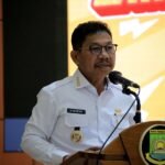 Walikota Tangerang Ajak Warga Kerja Bakti Serentak