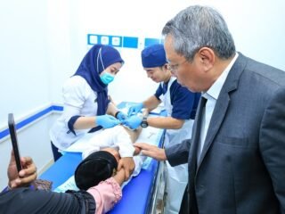 Walikota Tangsel Dorong Khitanan Massal Digelar Rutin