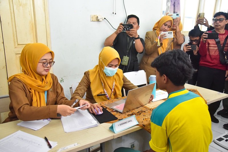 Siswa SMAN 6 Tangsel Antusias Ikuti Cek Kesehatan Gratis