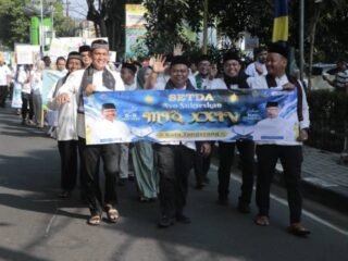 Parade Mobil Hias Meriahkan Pawai Taaruf MTQ XXIV