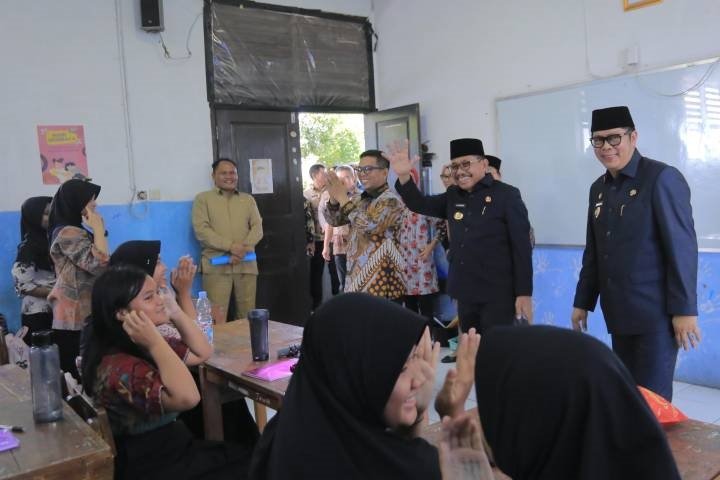 Gubernur Banten Minta Semua Dapur MBG Tersertifikasi SLHS