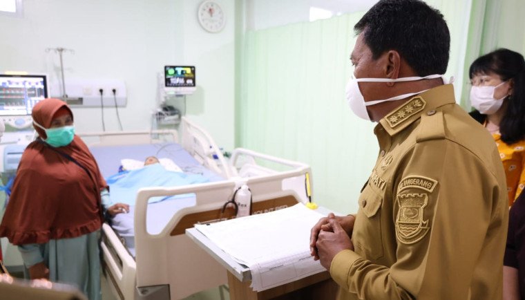 Bupati Tangerang Kunjungi Bayi Penderita TBC di RSUD Balaraja