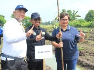 Pemkot Tangerang Tanam 402 Pohon di Buffer Zone TPA Rawa Kucing