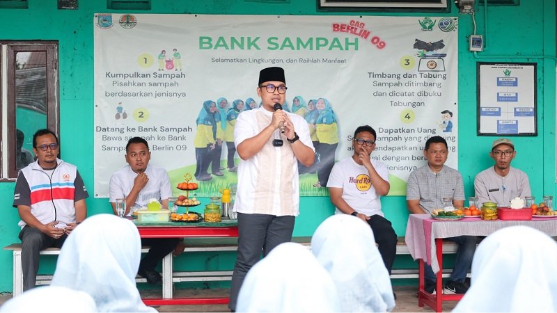 Tinjau Bank Sampah Gas Berlin, Pilar Dorong Target Satu RW Satu Bank Sampah