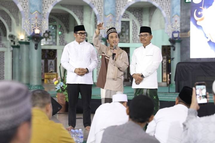 Haflah Nuzulul Qur’an di Al-A’zhom Hadirkan Qori Nasional