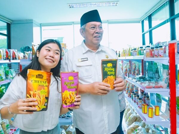 Walikota tangsel Tegaskan UMKM Jadi Pilar Ekonomi Kerakyatan