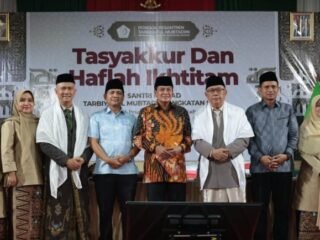 Bupati Tangerang Ajak Santri Manfaatkan Program Sekolah dan Beasiswa Gratis