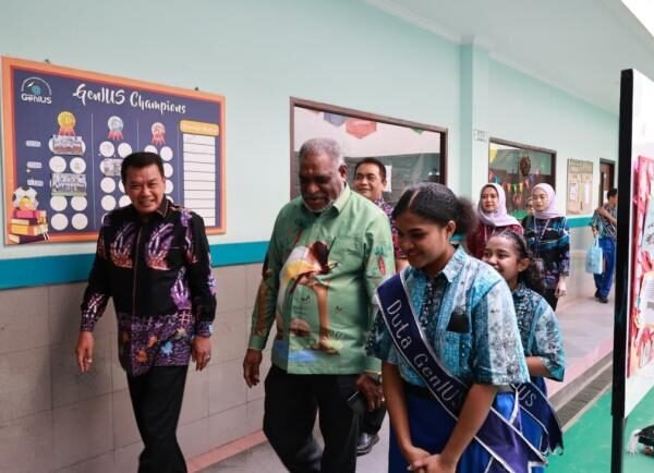 Maesyal Hadiri Pelepasan Siswa Sekolah Genius Binong