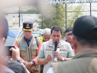 Bupati Tangerang Pimpin Doa Bersama di Lokasi Kebakaran TPA Jatiwaringin