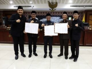 DPRD Kota Tangerang Sahkan Perda Pertanggungjawaban APBD 2025