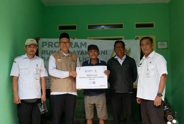 BAZNAS Tangerang Salurkan Bantuan Rumah Layak Huni