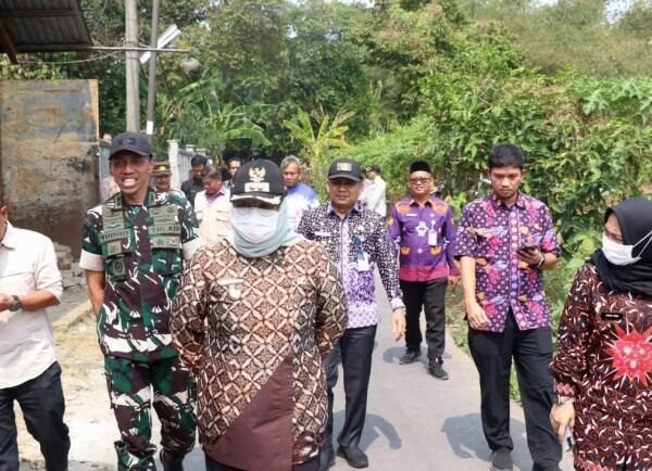 Wabup Intan Tinjau Lokasi TPS3R, Dorong Pengelolaan Sampah Berbasis Teknologi