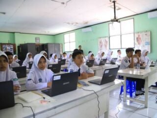 Pemkot Tangerang Libatkan Swasta Tangani Anak Tidak Sekolah